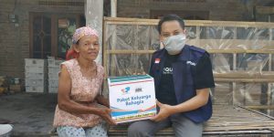 Jelang Lebaran, SOLOPEDULI dan  kitabisa.com Salurkan 1.000 Paket Sembako
