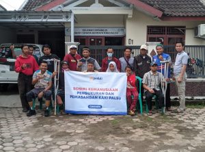 Sinergi, DT Peduli Cirebon dan YBM PLN Salurkan Tangan dan Kaki Palsu untuk Tiga Belas Difabel