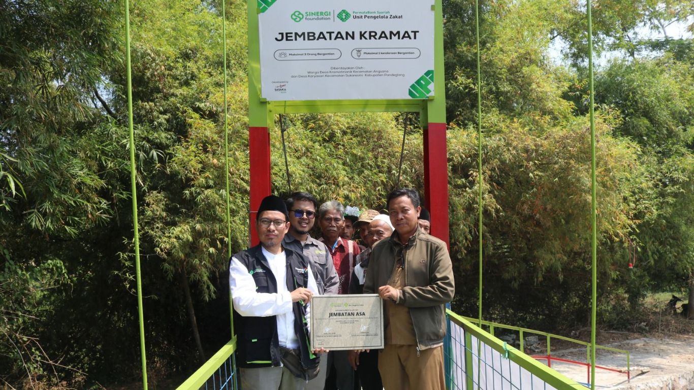 perbaikan jembatan Sinergi Foundation