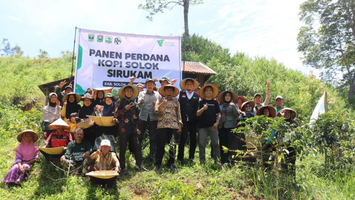 desa kopi solok sirukam