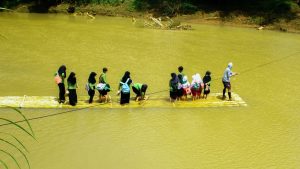 Jembatan Gantung Cibaregbeg Sinergi Foundation