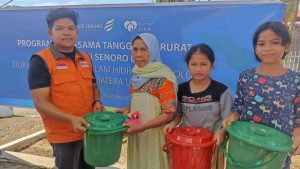 Bantuan Hygiene Kit Rumah Zakat Donggi