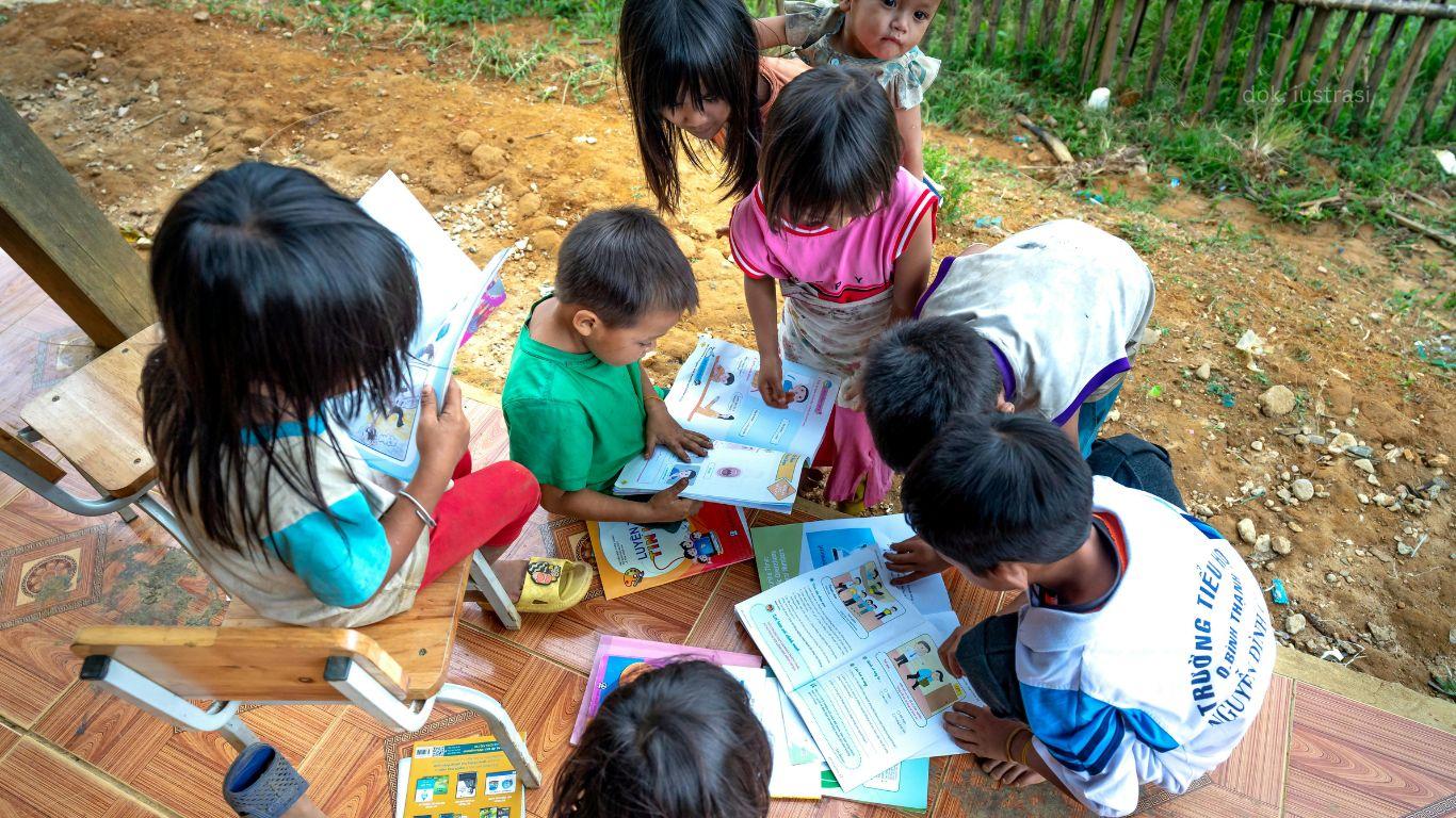 Literasi jalan pemnerdayaan masyarakat