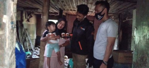 0907RUMAH ZAKAT ACTION SALURKAN SUPERQURBAN UNTUK PENYINTAS BANJIR BANDANG (4)