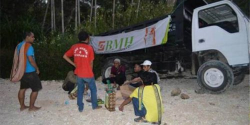 Amil BMH Lalui Empat Gunung Demi Salurkan Zakat