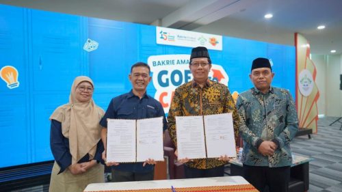 Bakrie Amanah Goes to Campus