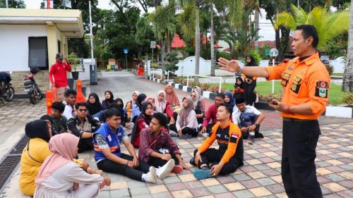 DMC DD Singgalang pelatihan evakuasi bencana
