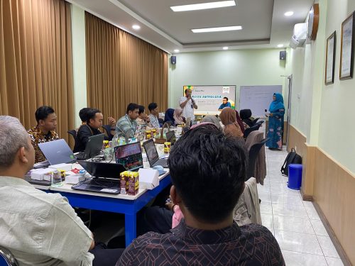 Kelas Jurnalistik FOZ Jatim