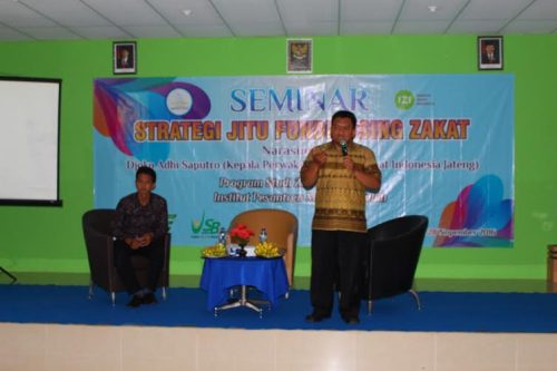 Kembangkan Zakat Berbasis Komunitas