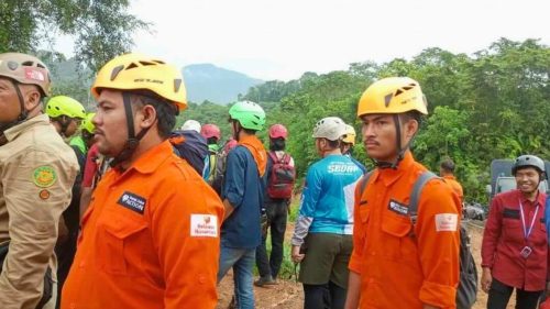 rumah zakat pencarian helikopter jatuh
