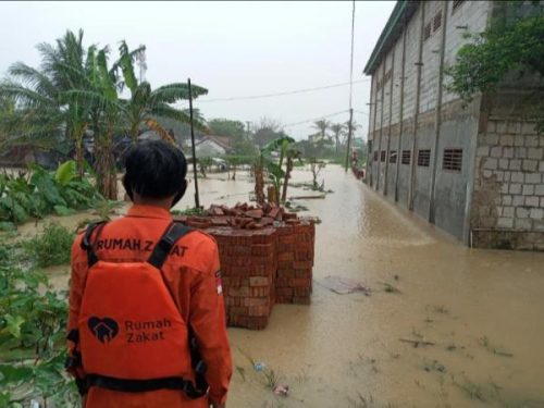 medium_RUMAH-ZAKAT-ACTION-RESPON-BANJIR-BANTEN_971177